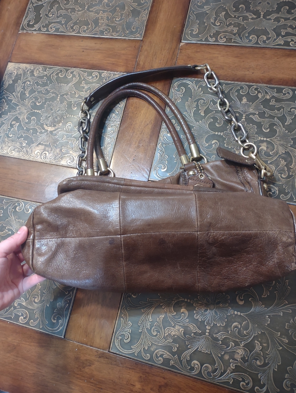 Coach Vintage Brown Leather Shoulder Bag with Chain Strap - Picture 11 of 16
